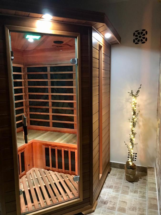 Viharsarki Apartman Gyula Zewnętrze zdjęcie
